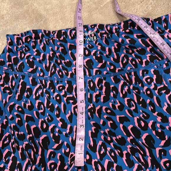 Sweaty Betty Power 7/8 Length Camo Women's Size 16 cool loud print EUC - Picture 4 of 7